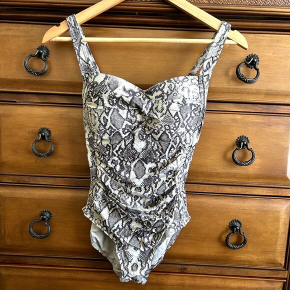 Nip Tuck Swim Snakeskin Tummy Control Shaping One Piece Swimsuit Size 4 - Picture 11 of 11